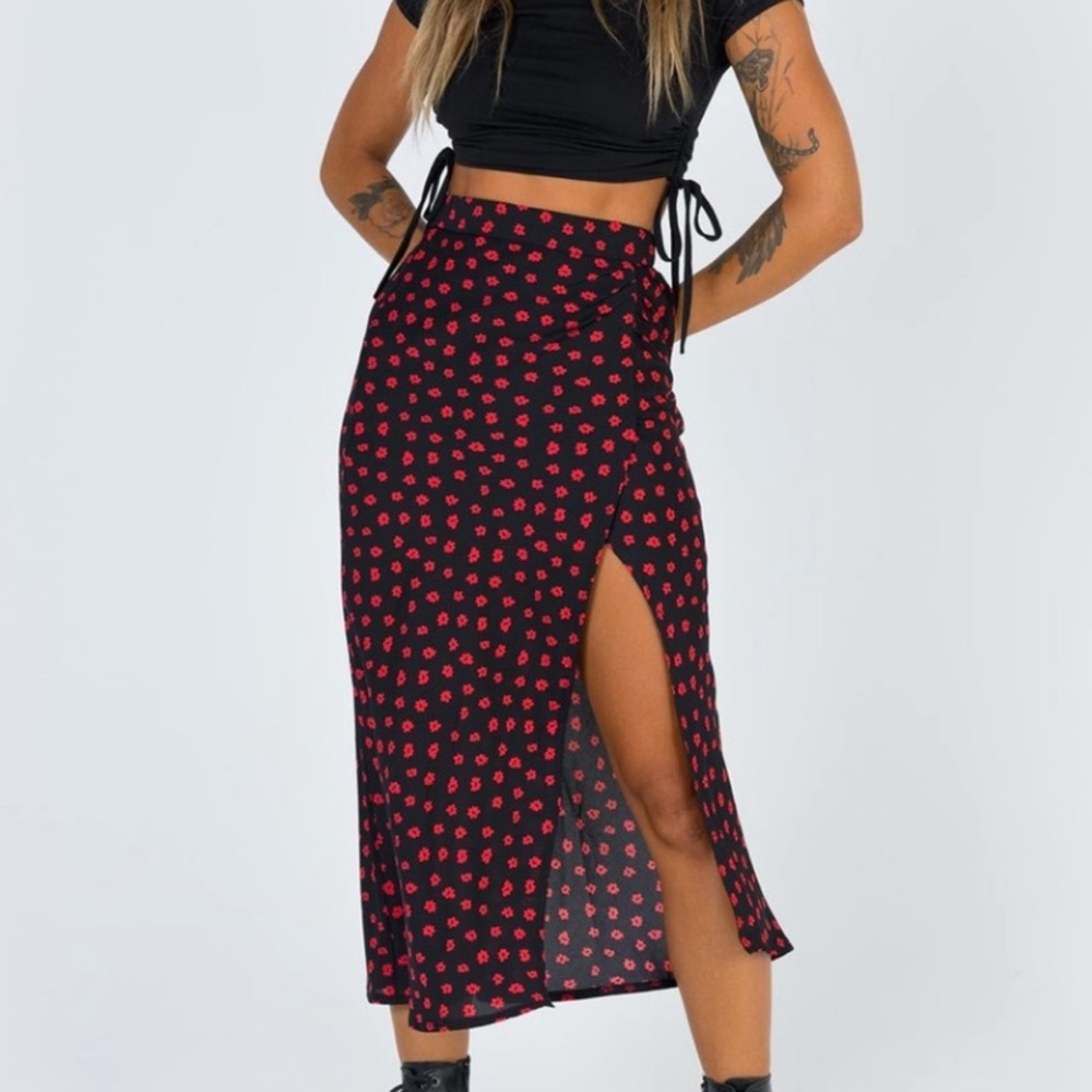 Princess Polly midi skirt with slit and red flower pattern